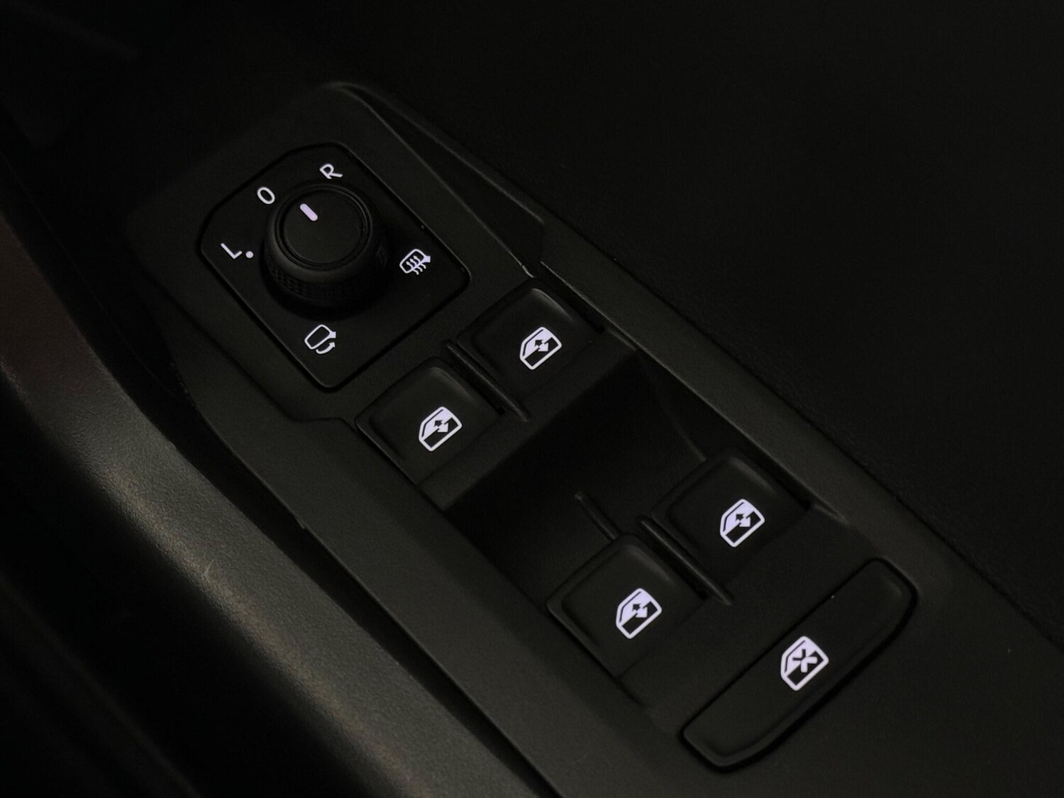 Used Volkswagen T-Cross 2023 for sale - 77259709: Photo 23