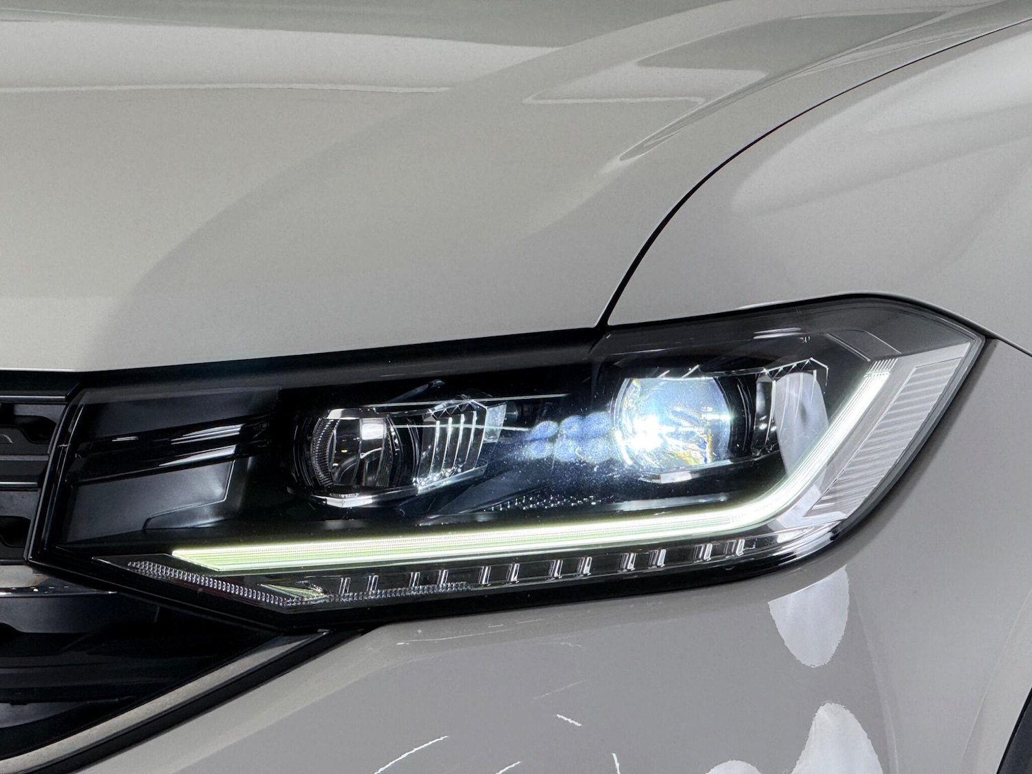 Used Volkswagen T-Cross 2023 for sale - 77259709: Photo 6