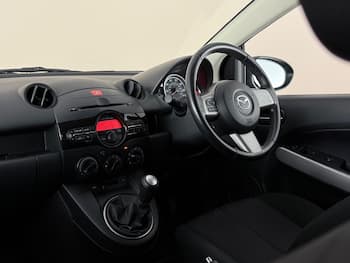 Used Mazda Mazda2 2013 for sale - 79401636: Photo
