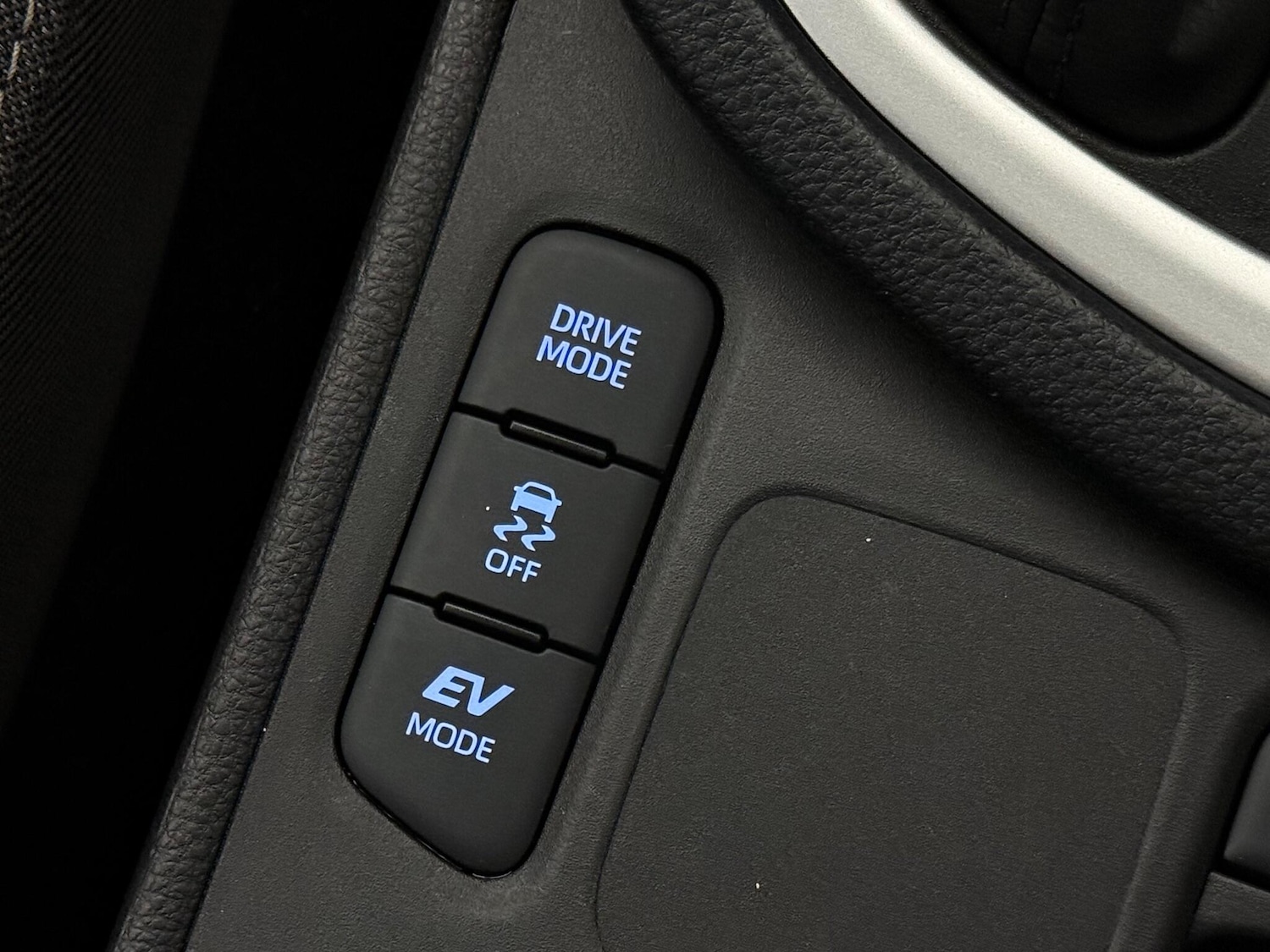 Used Toyota Yaris 2023 for sale - 77182608: Photo 26