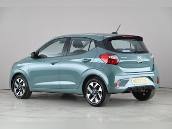 Used Hyundai i10 2023 for sale - 78405470: Photo