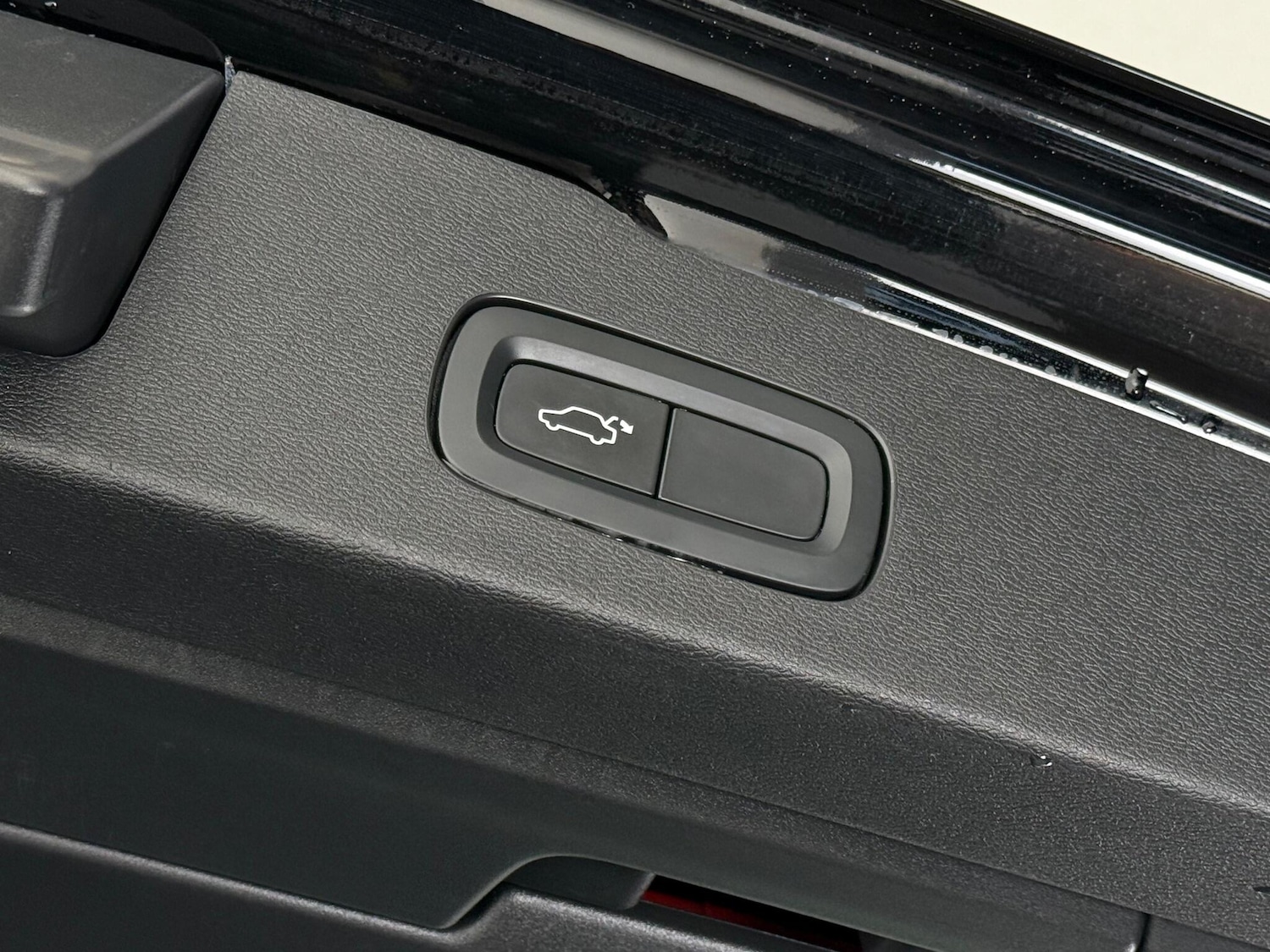 Used Volvo V60 2021 for sale - 76511960: Photo 14