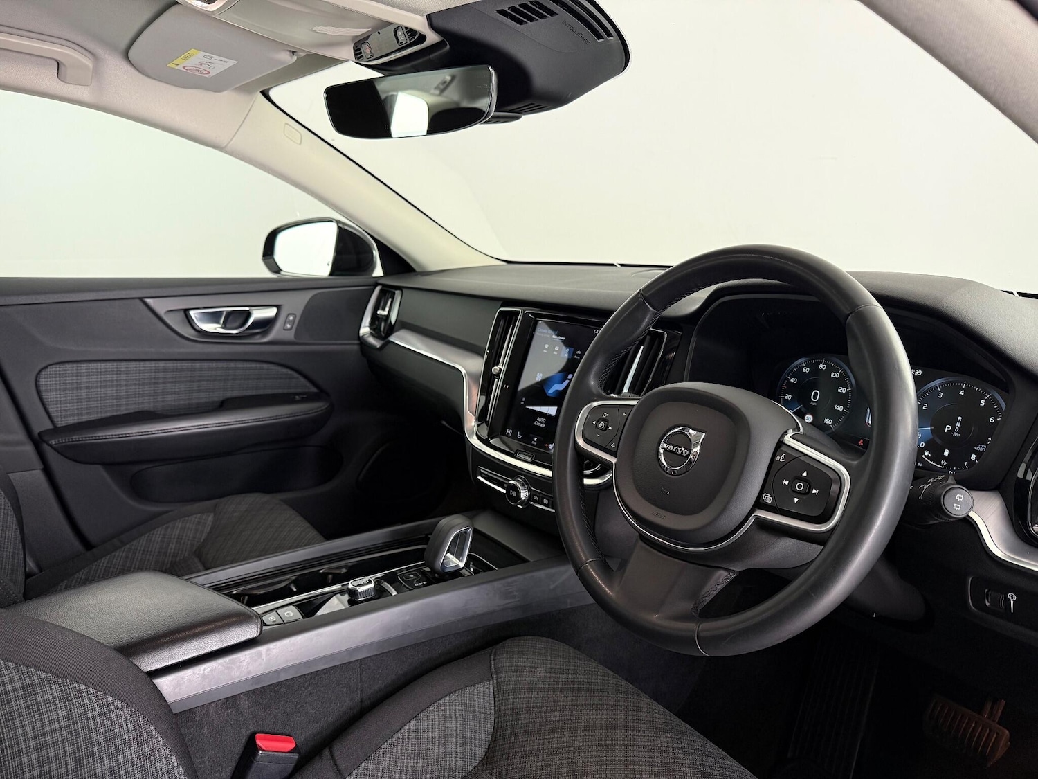 Used Volvo V60 2021 for sale - 76511960: Photo 16