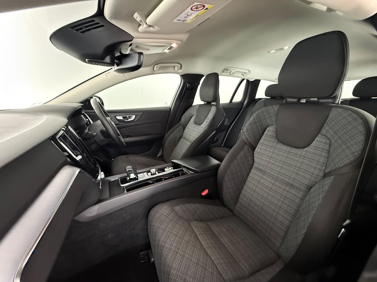 Used Volvo V60 2021 for sale - 76511960: Photo 20