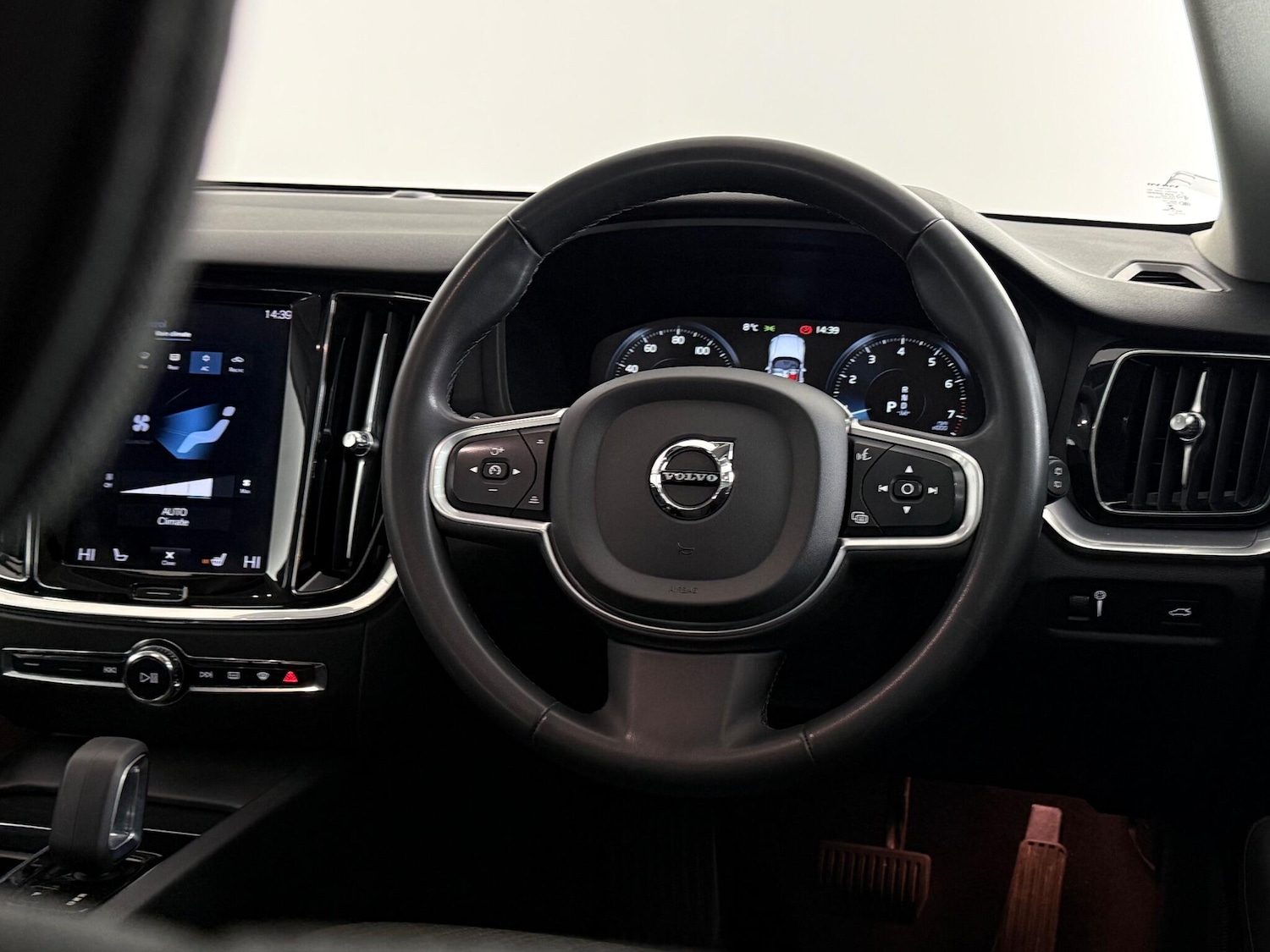 Used Volvo V60 2021 for sale - 76511960: Photo 24