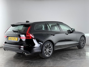 Used Volvo V60 2021 for sale - 76511960: Photo