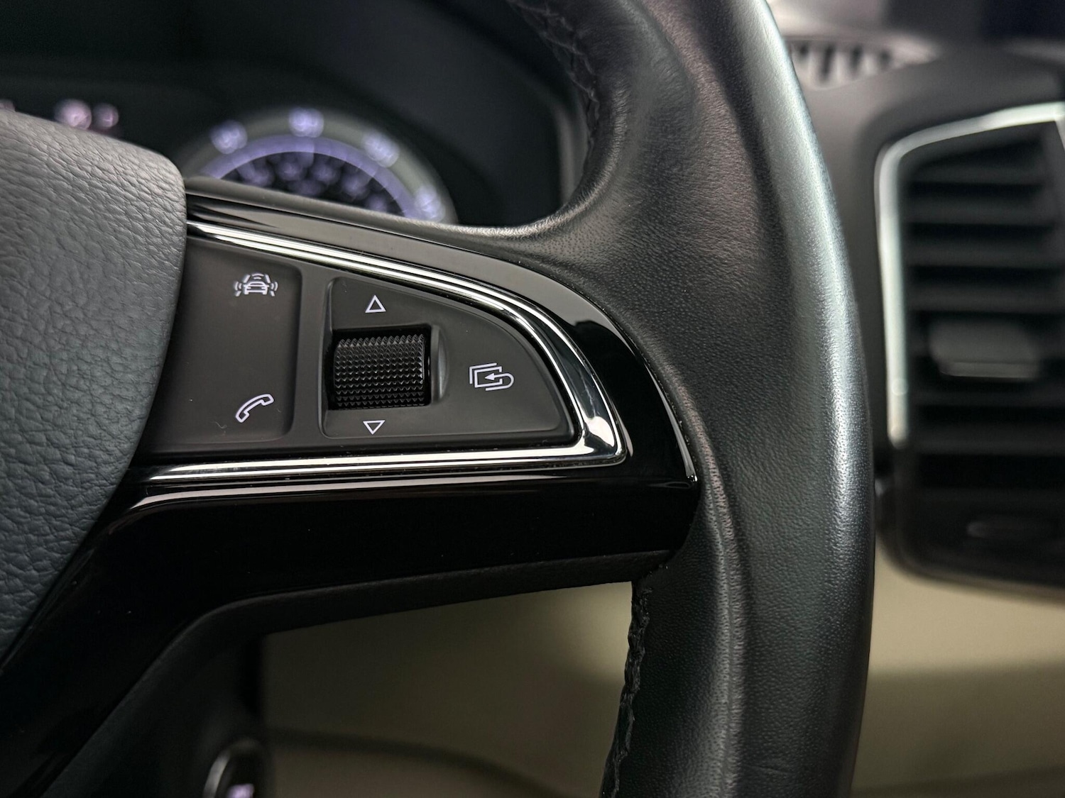 Used Skoda Karoq 2018 for sale - 77246769: Photo 20