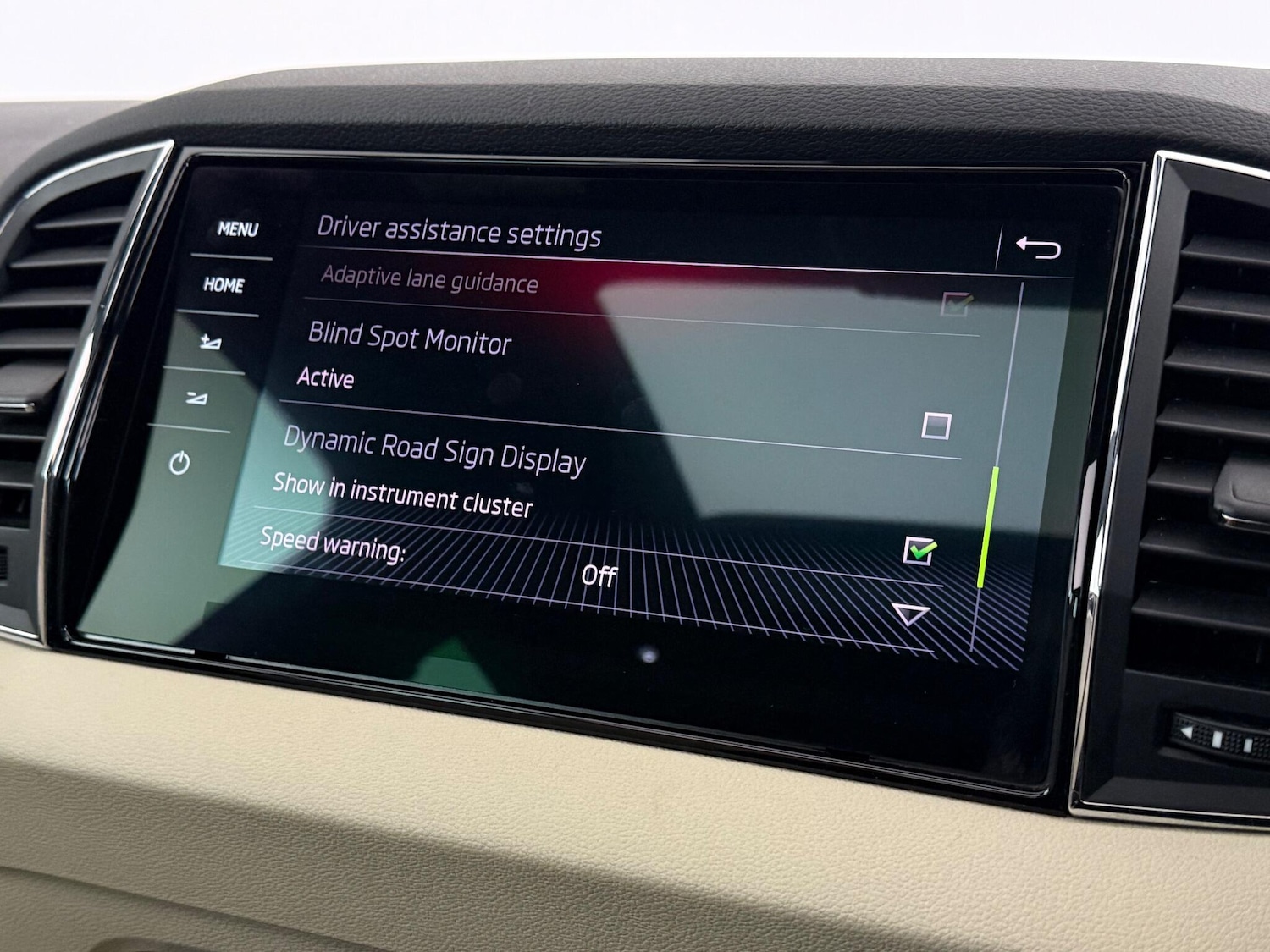 Used Skoda Karoq 2018 for sale - 77246769: Photo 32