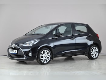 Used Toyota Yaris 2015 for sale - 77896700: Photo