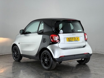 Used smart fortwo 2017 for sale - 75597221: Photo