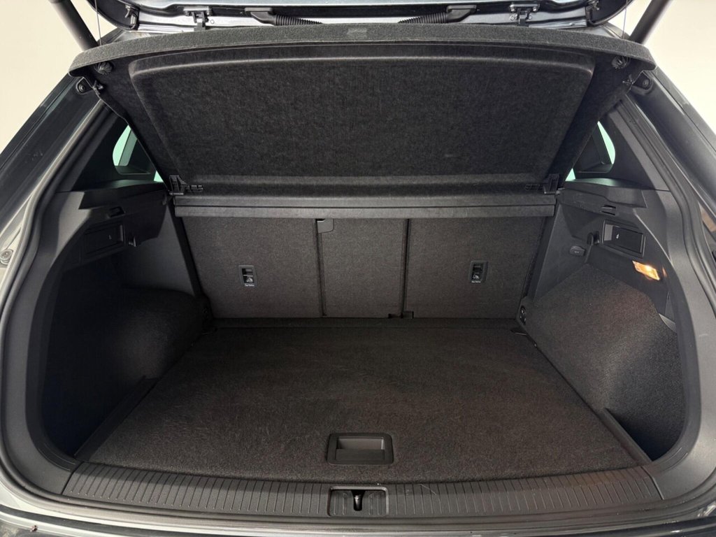 Used Volkswagen Tiguan 2017 for sale - 75801045: Photo 11
