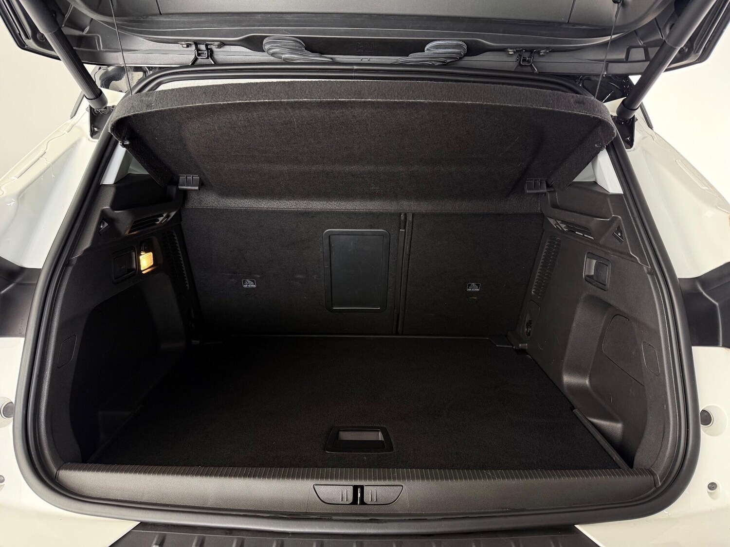 Used Vauxhall Grandland X 2018 for sale - 76849641: Photo 11