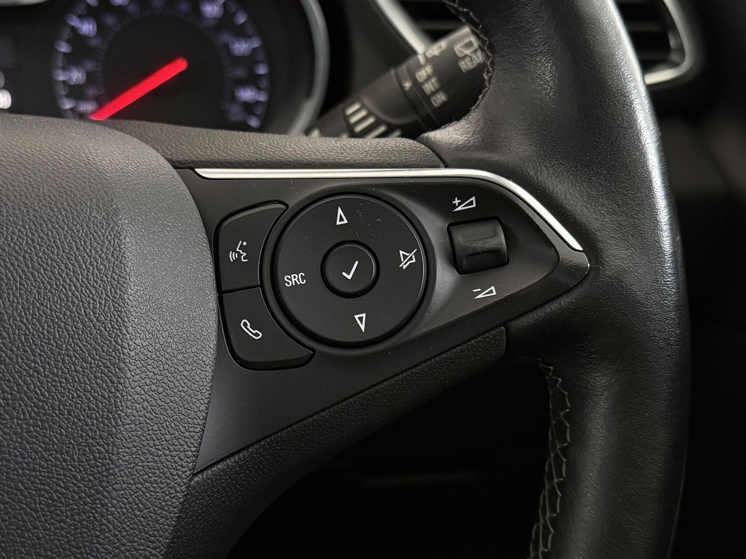 Used Vauxhall Grandland X 2018 for sale - 76849641: Photo 25