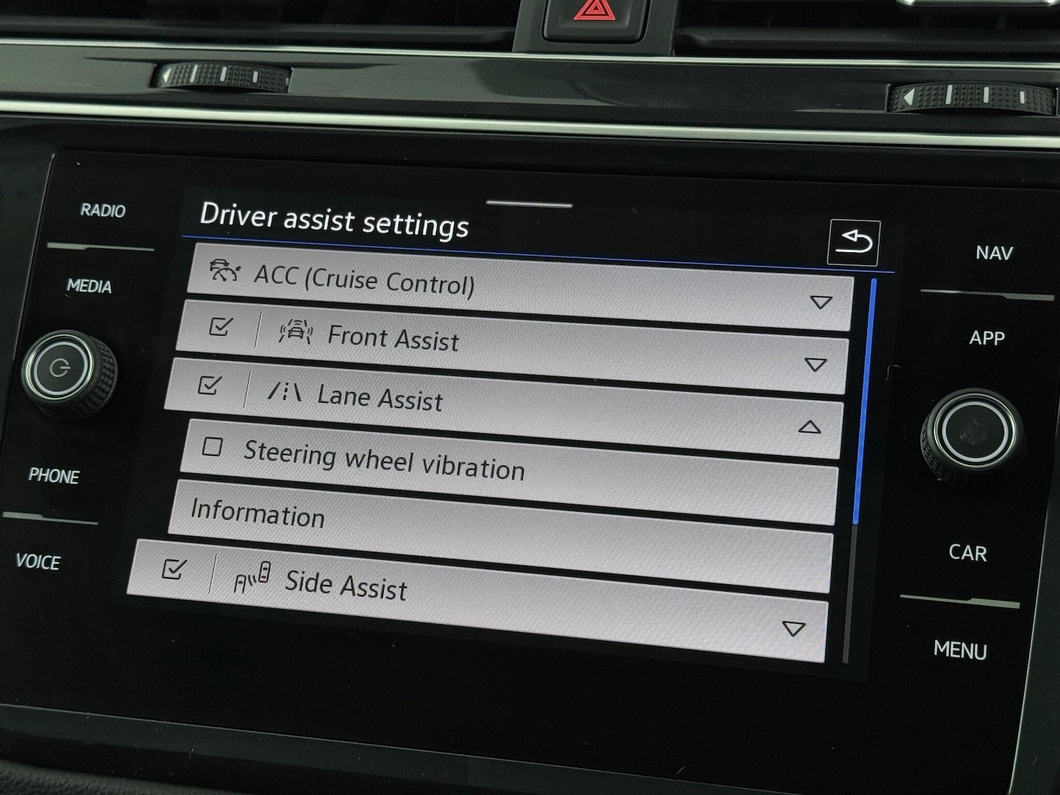 Used Volkswagen Tiguan 2021 for sale - 77217523: Photo 28