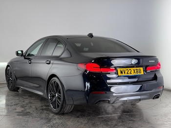 Used BMW 5 Series 2022 for sale - 77974334: Photo