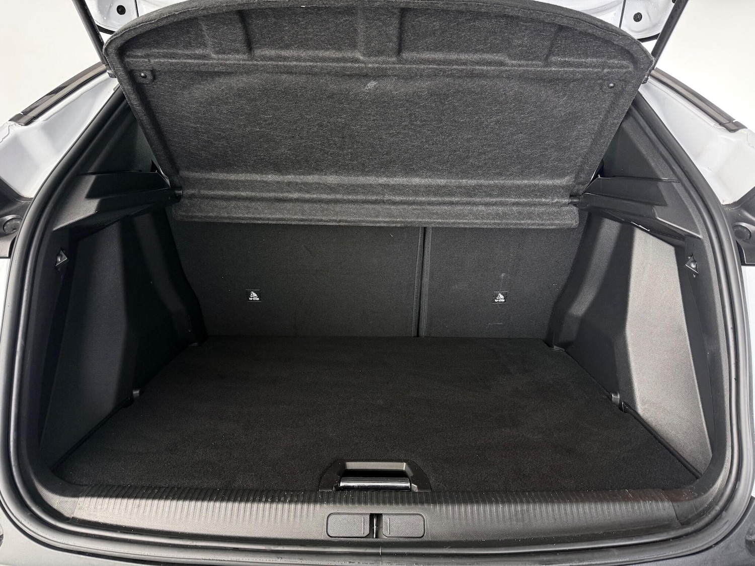 Used Peugeot 2008 2023 for sale - 77280057: Photo 10