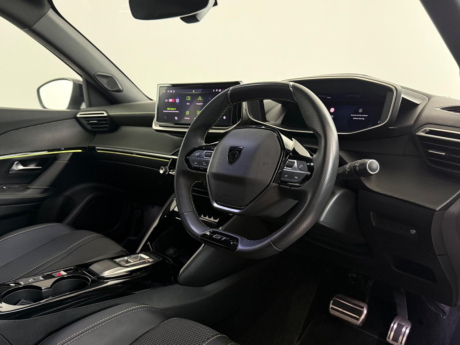 Used Peugeot 2008 2023 for sale - 77280057: Photo 18