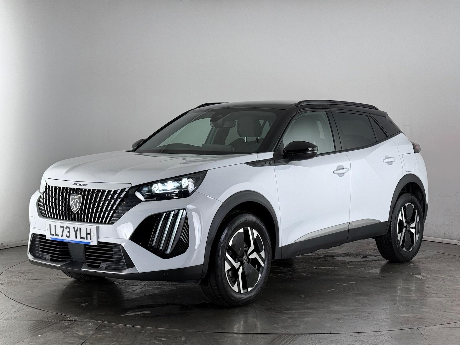 Used Peugeot 2008 2023 for sale - 77280057: Photo 3