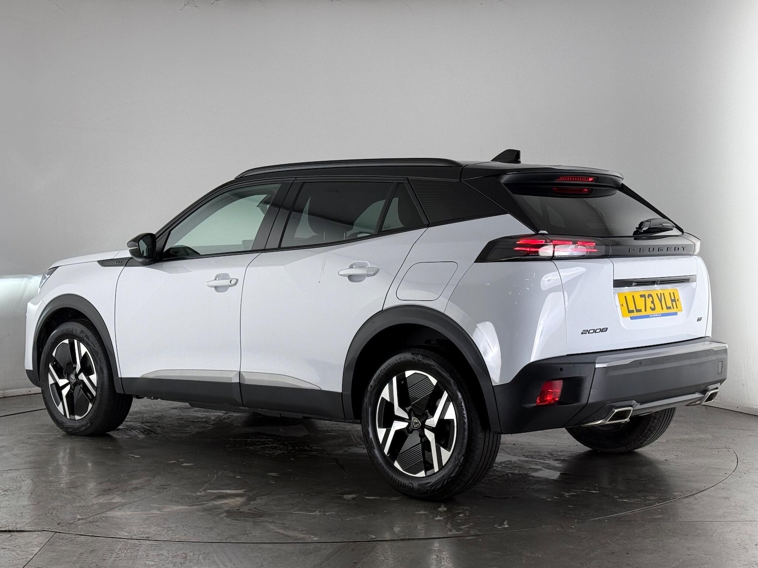 Used Peugeot 2008 2023 for sale - 77280057: Photo 4