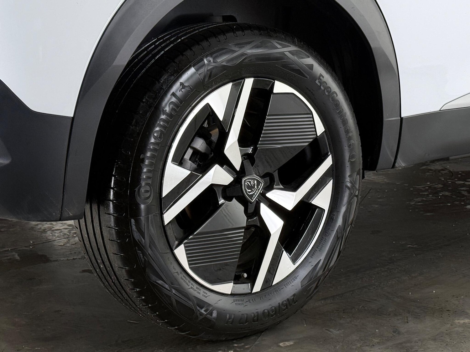 Used Peugeot 2008 2023 for sale - 77280057: Photo 9