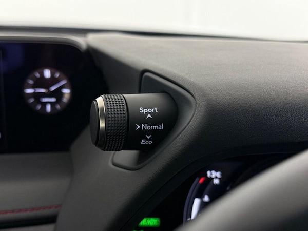 Used Lexus UX 2021 for sale - 76039859: Photo 28