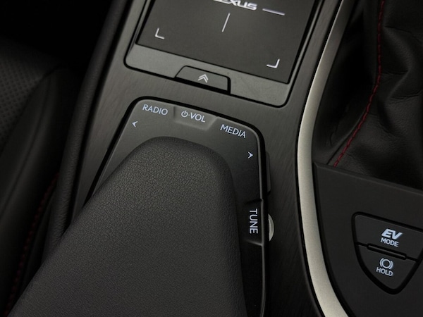 Used Lexus UX 2021 for sale - 76039859: Photo 43