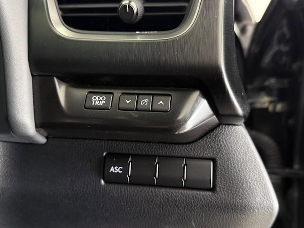 Used Lexus UX 2021 for sale - 76039859: Photo 47