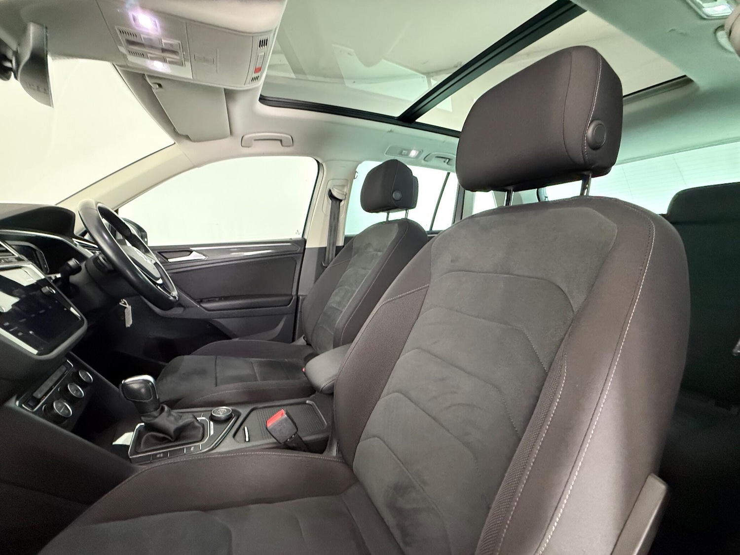 Used Volkswagen Tiguan 2020 for sale - 77054068: Photo 15