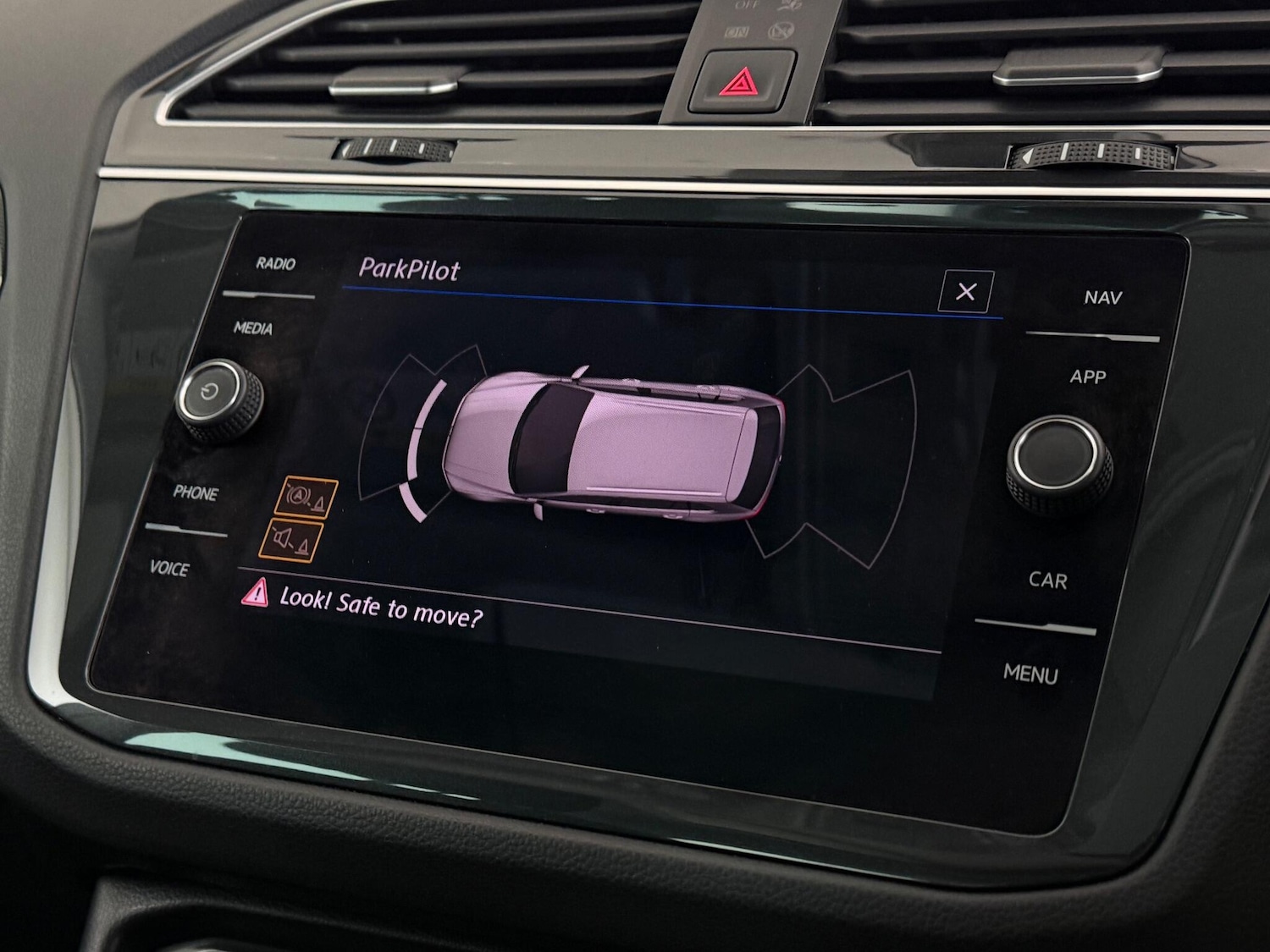 Used Volkswagen Tiguan 2020 for sale - 77054068: Photo 35