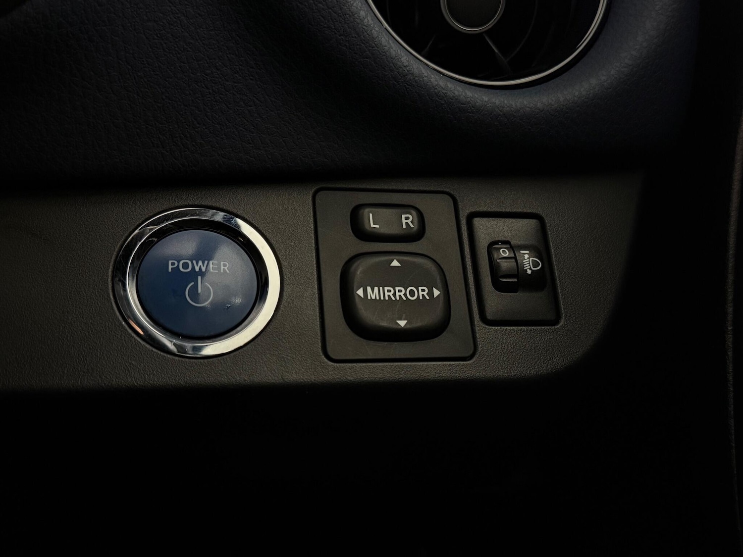 Used Toyota Yaris 2018 for sale - 77222250: Photo 23