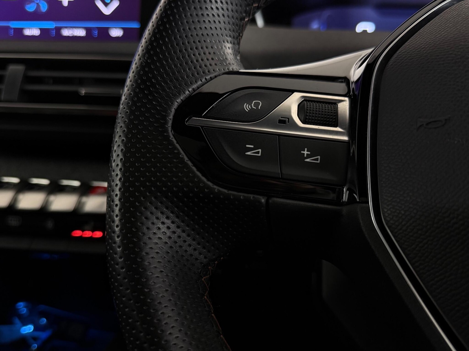 Used Peugeot 5008 2020 for sale - 77182553: Photo 16