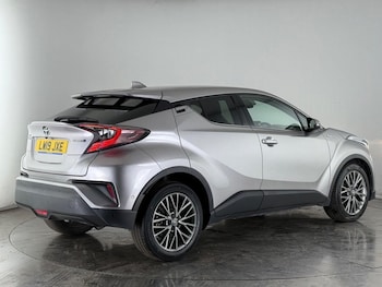 Used Toyota C-HR 2019 for sale - 75853836: Photo