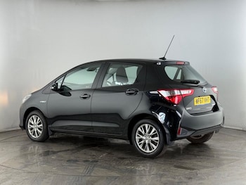 Used Toyota Yaris 2017 for sale - 75739116: Photo