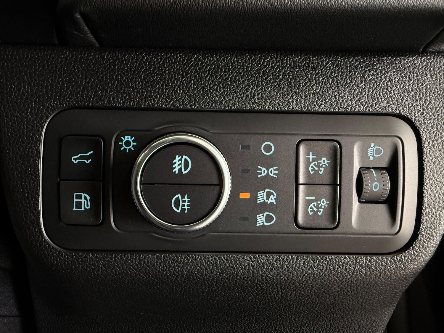 Used Ford Kuga 2023 for sale - 77243015: Photo 33