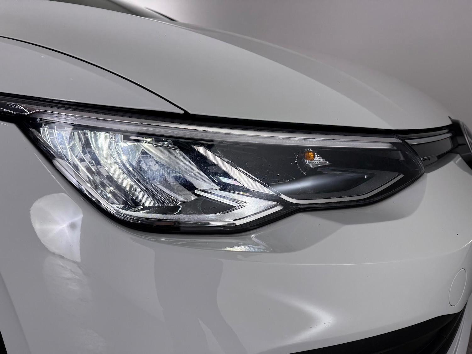 Used Volkswagen Golf 2020 for sale - 77221810: Photo 6