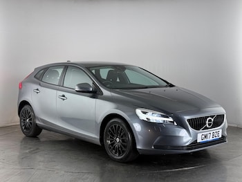 2017 (17) - T2 [122] Momentum Nav Plus 5dr