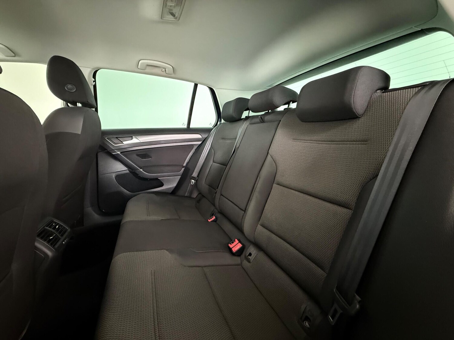 Used Volkswagen Golf 2020 for sale - 77676936: Photo 11