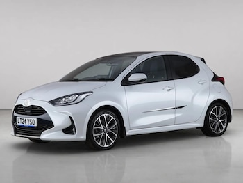 Used Toyota Yaris 2024 for sale - 79453959: Photo