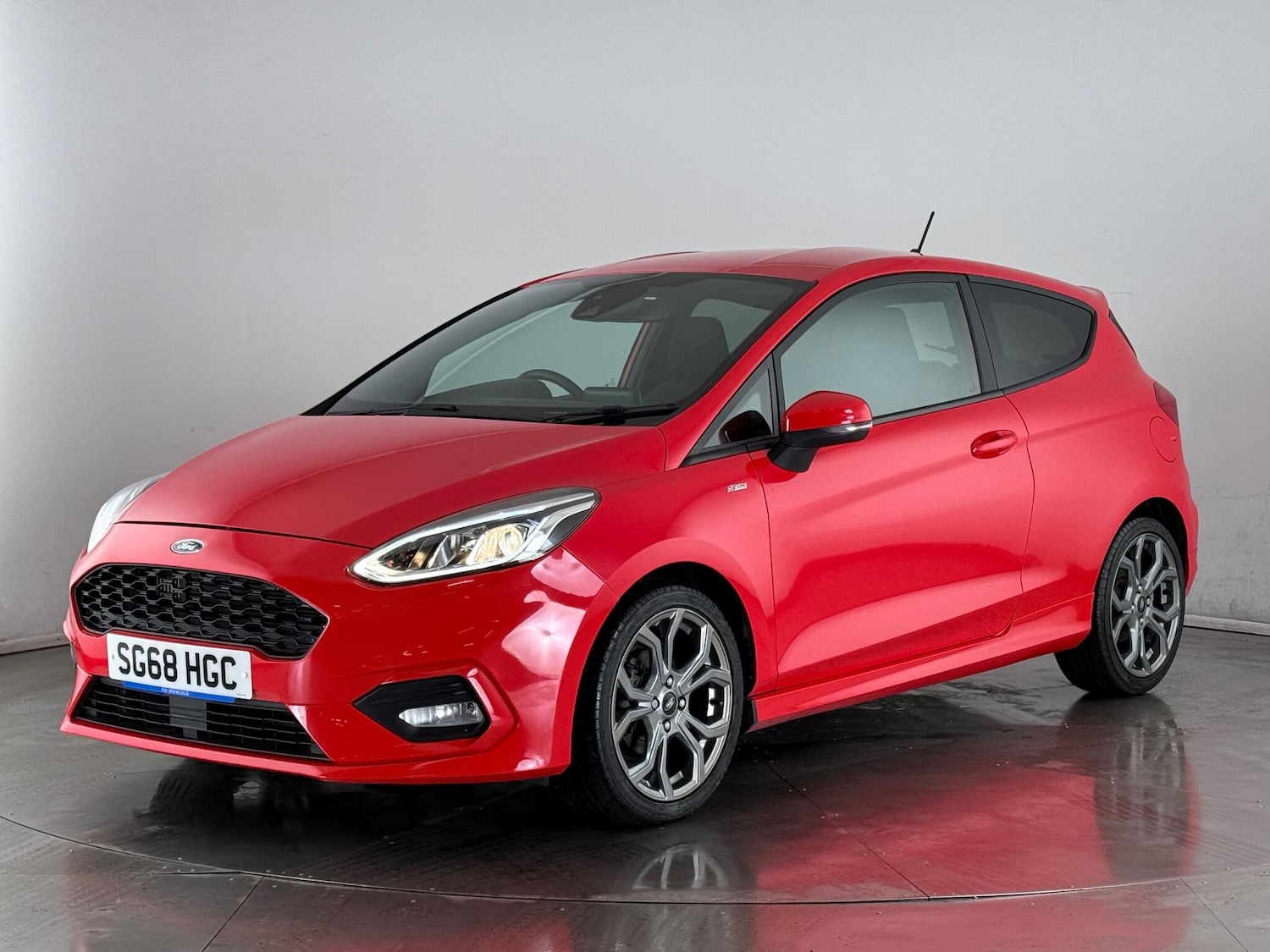 Used Ford Fiesta 2018 for sale - 77490551: Photo 3