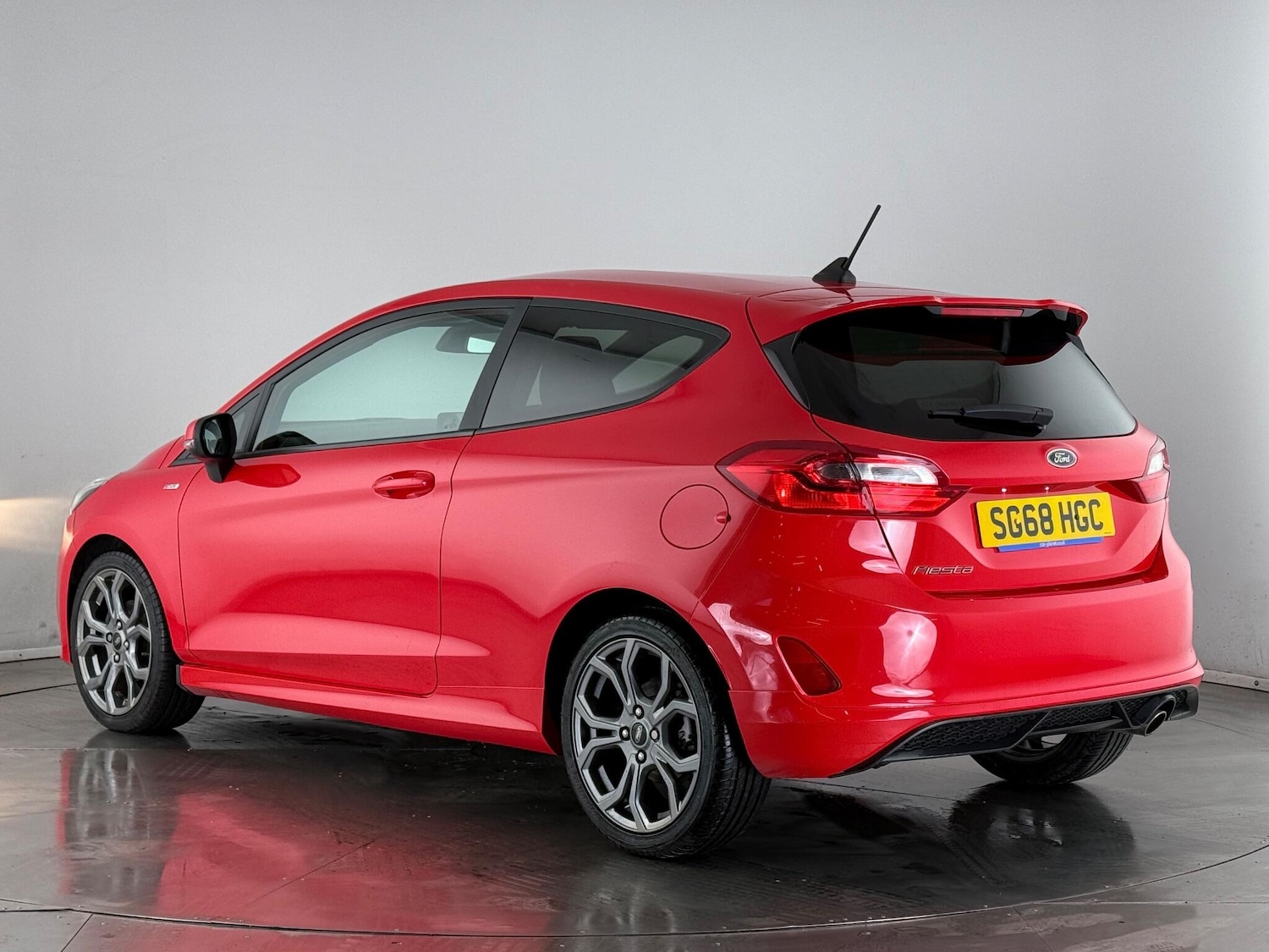 Used Ford Fiesta 2018 for sale - 77490551: Photo 4