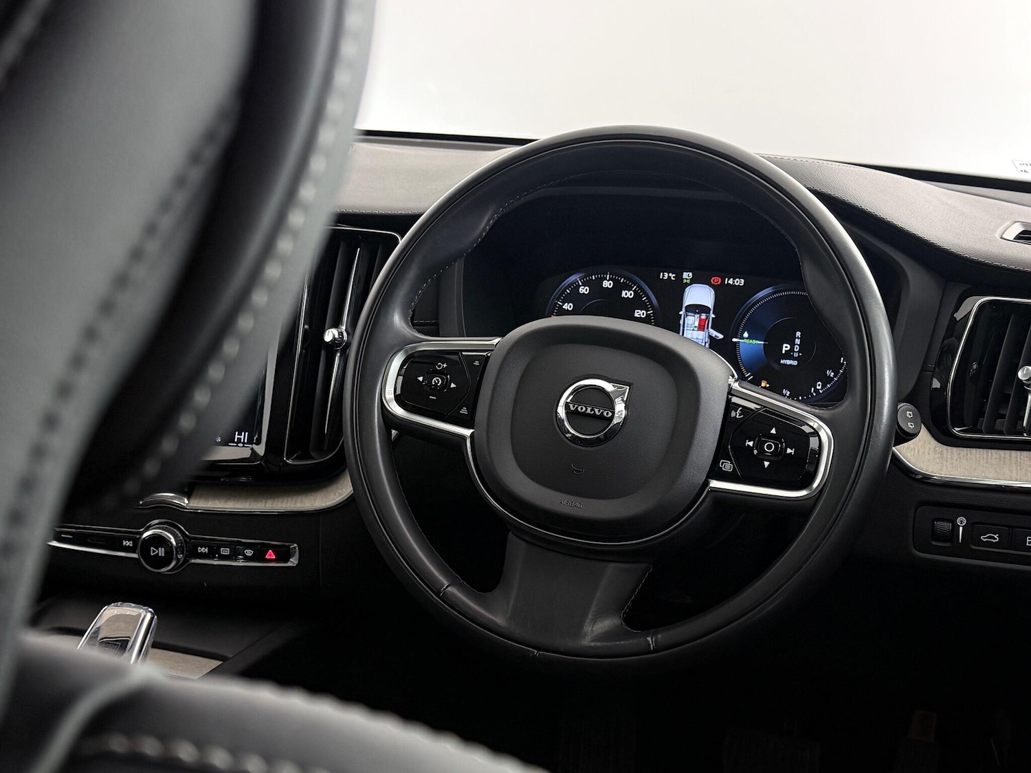 Used Volvo XC60 2019 for sale - 77243316: Photo 18