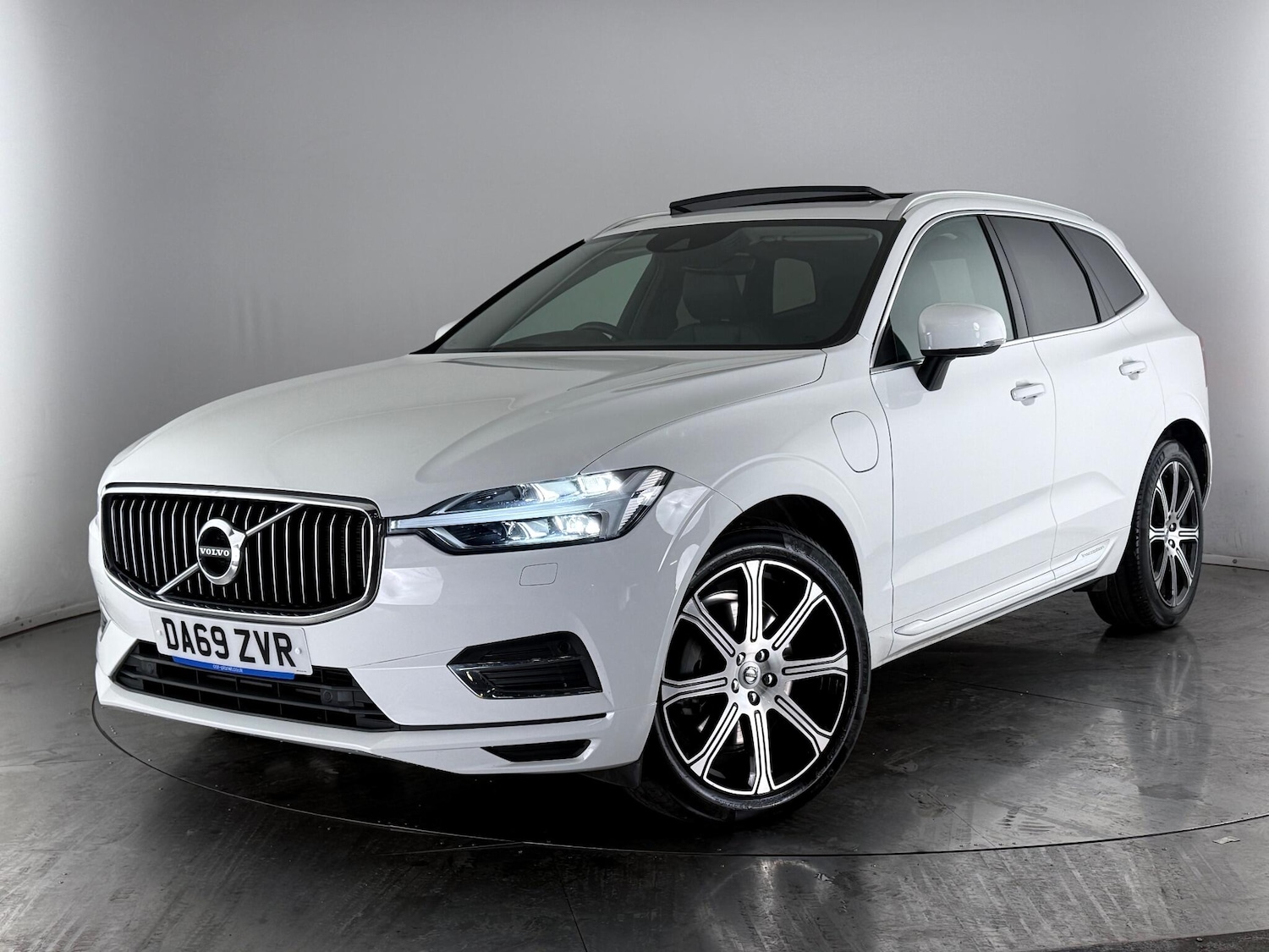 Used Volvo XC60 2019 for sale - 77243316: Photo 38