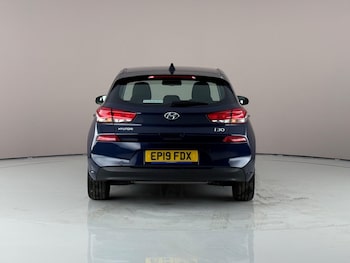 Used Hyundai i30 2019 for sale - 77738830: Photo