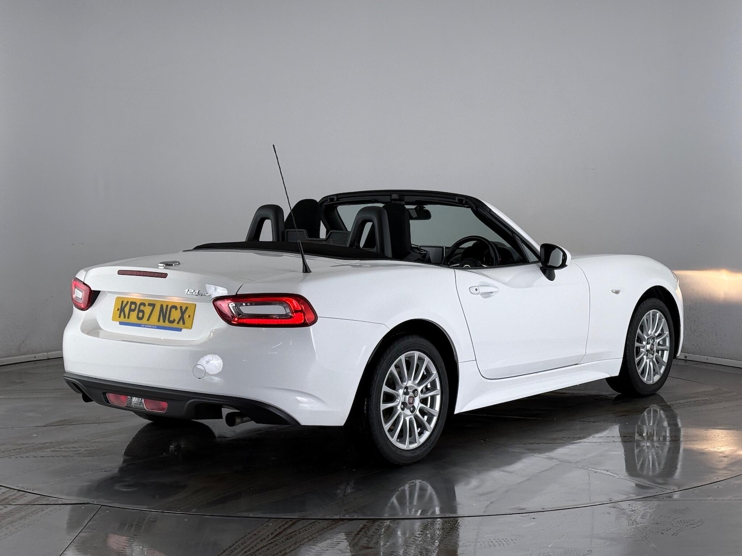 Used Fiat 124 Spider 2017 for sale - 77182471: Photo 10