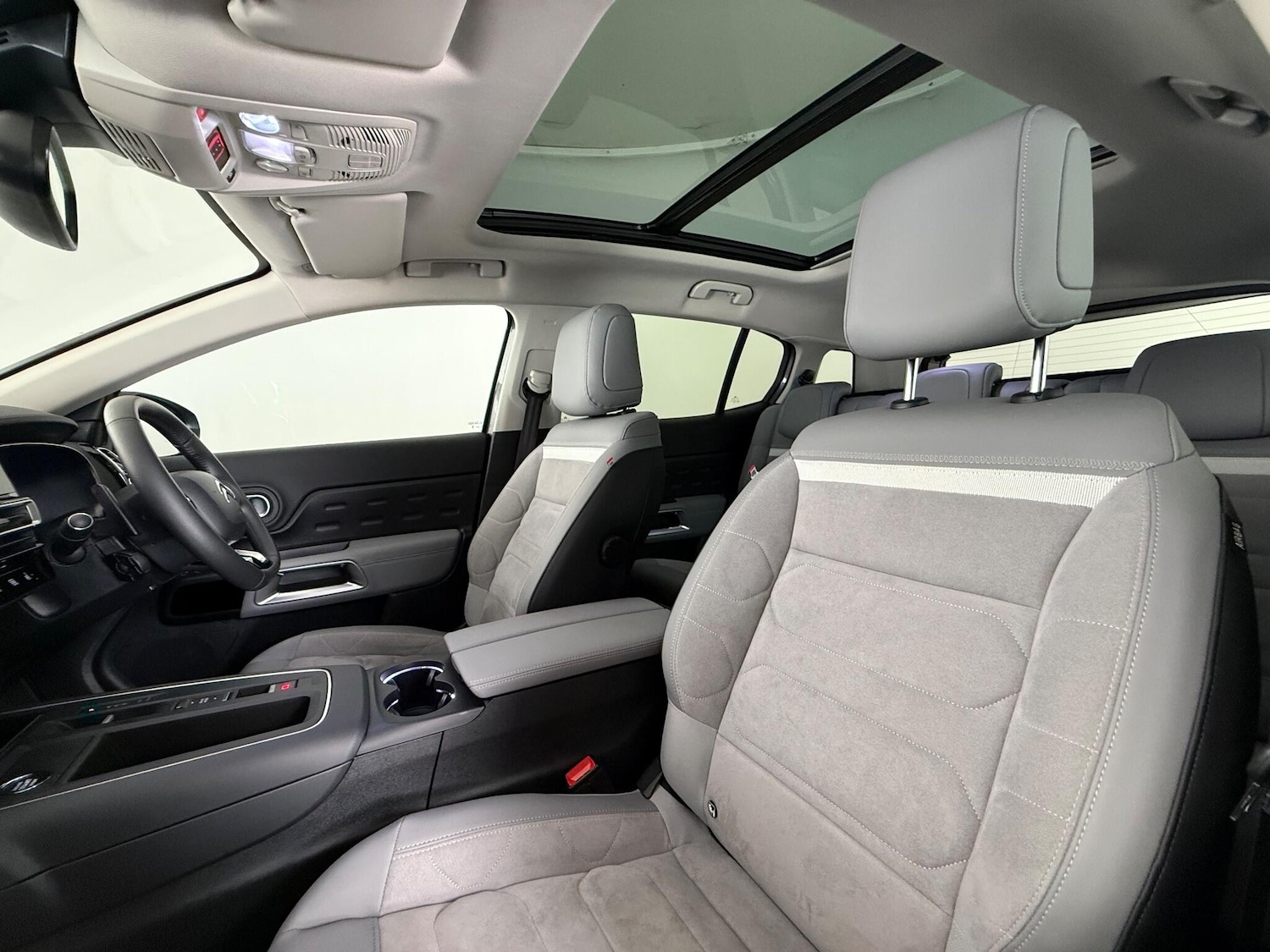 Used Citroen C5 Aircross 2024 for sale - 76467031: Photo 17