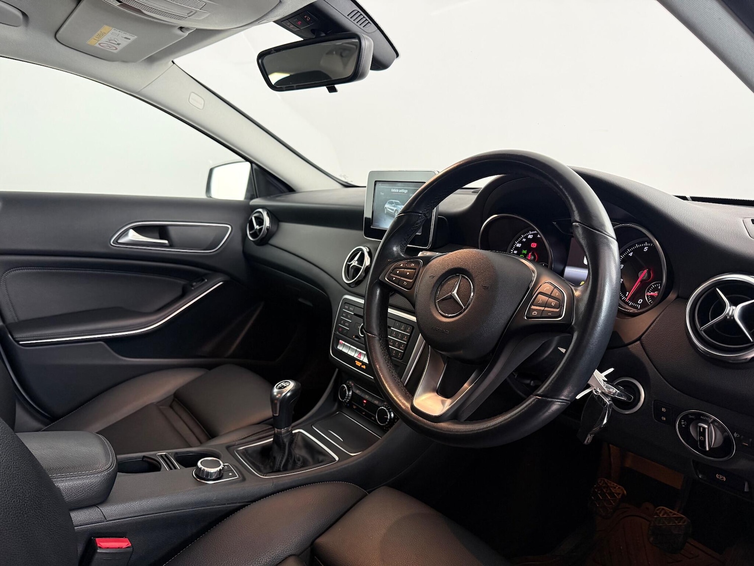 Used Mercedes-Benz GLA 2018 for sale - 77260591: Photo 11