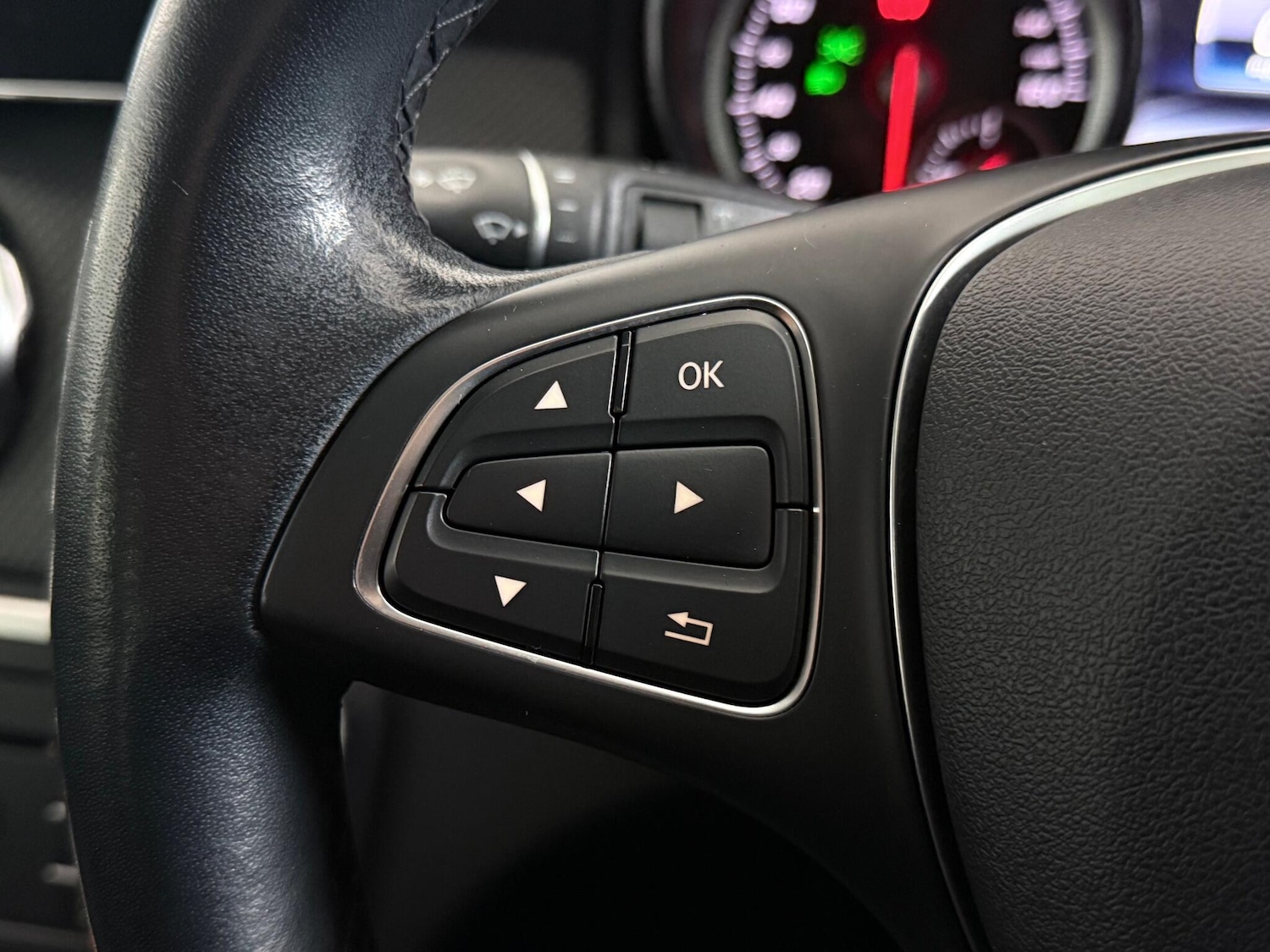 Used Mercedes-Benz GLA 2018 for sale - 77260591: Photo 17