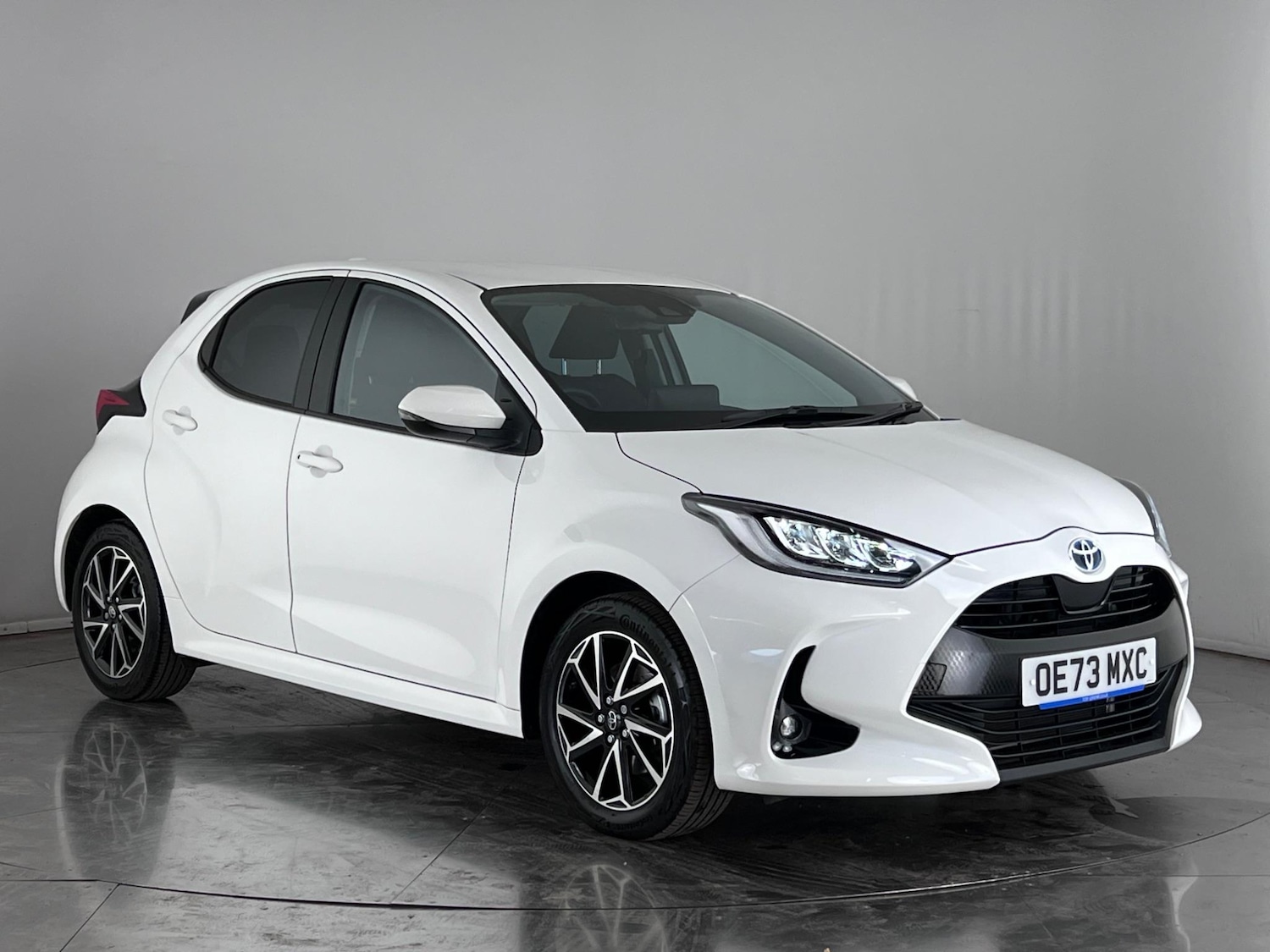Used Toyota Yaris 2023 for sale - 77182623: Photo 1