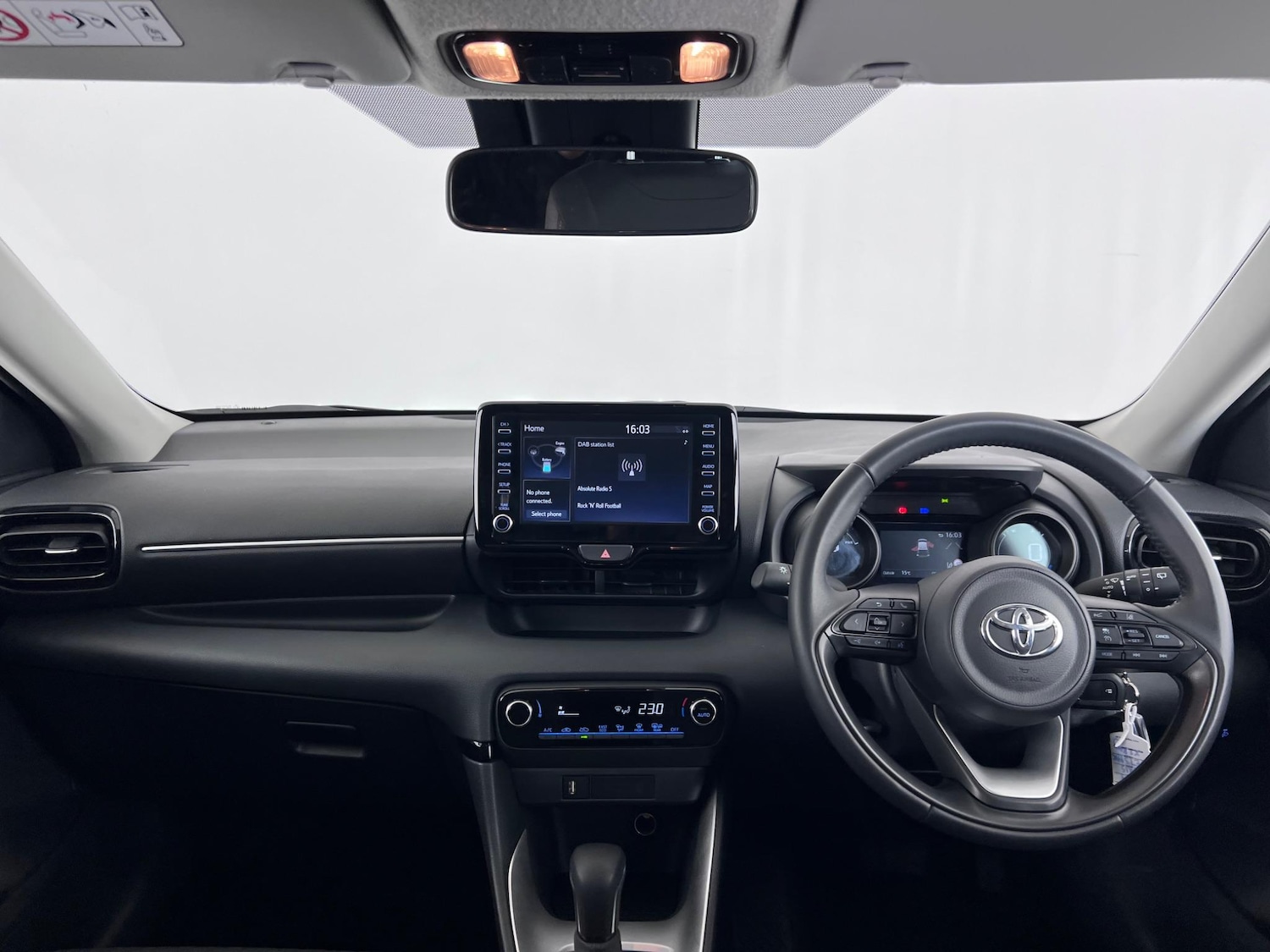 Used Toyota Yaris 2023 for sale - 77182623: Photo 15