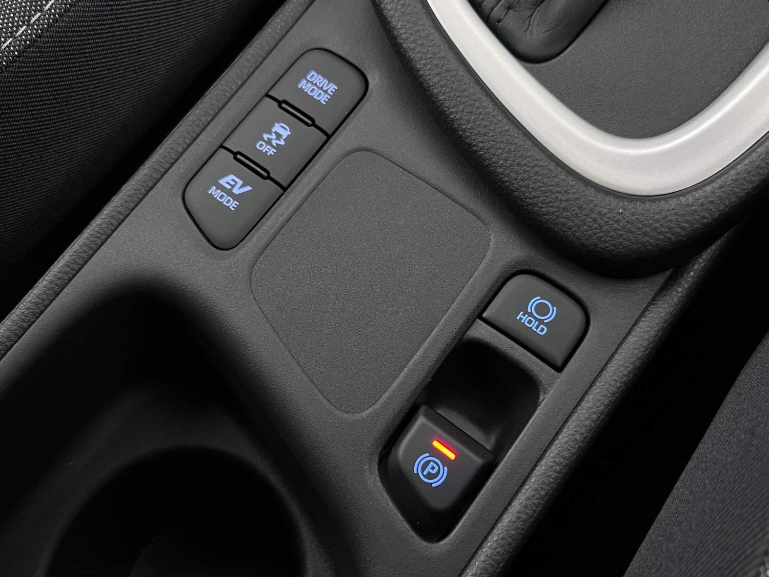 Used Toyota Yaris 2023 for sale - 77182623: Photo 30